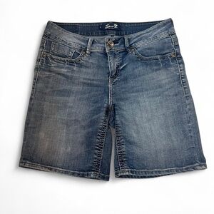 Seven7 Blue Jean Shorts Classic Style